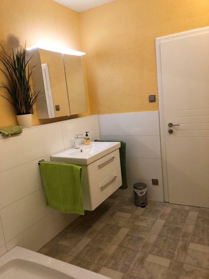 Calm Spacy Room, Own Modern Bath, Near Center, To 1 Person Or A Couple - Not Suitable For Craftsmen, Not Accepted - Privatly Rented Nürnberg Exterior foto